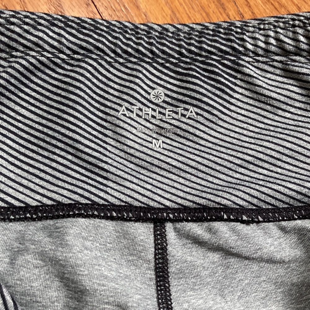 ATHLETA Capri - Picture 3 of 8